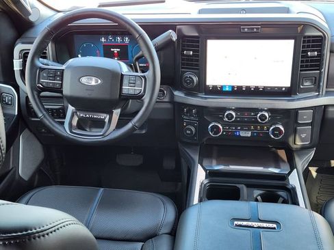 Used 2026 Ford F450 Platinum w/ FX4 Off-Road Package AWD/4WD image 29