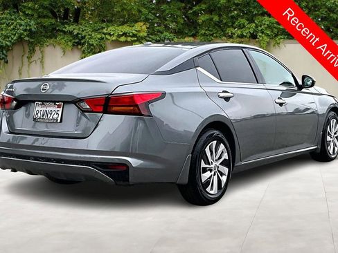 Used 2020 Nissan Altima 2.5 S image 5