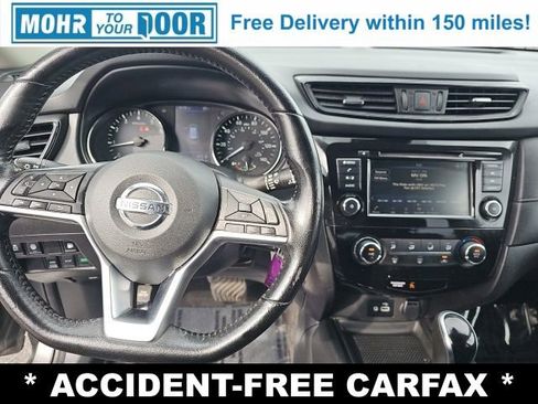 Used 2020 Nissan Rogue S w/ Special Edition Package image 23