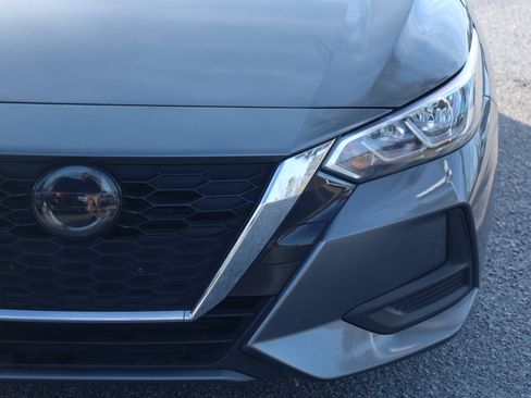 Used 2022 Nissan Sentra SV image 18