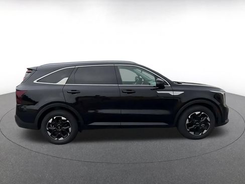 Used 2024 Kia Sorento S FWD image 15