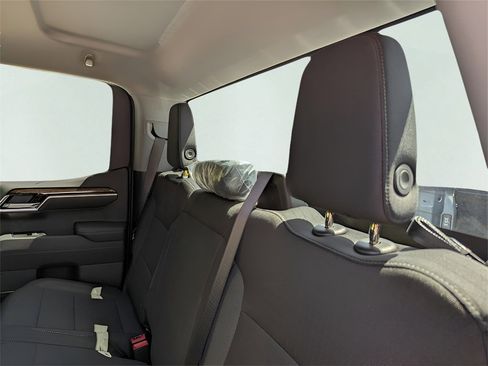 Used 2025 GMC Sierra 1500 Elevation image 25