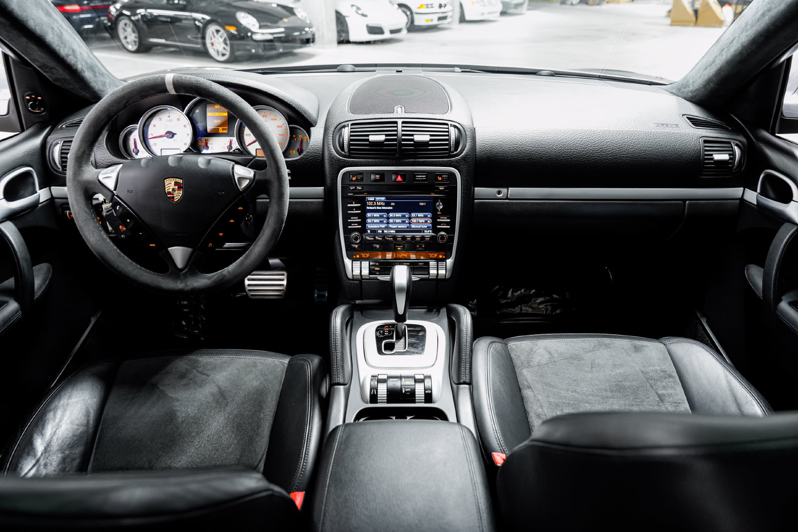 Used 2010 Porsche Cayenne S Transsyberia AWD/4WD image 17