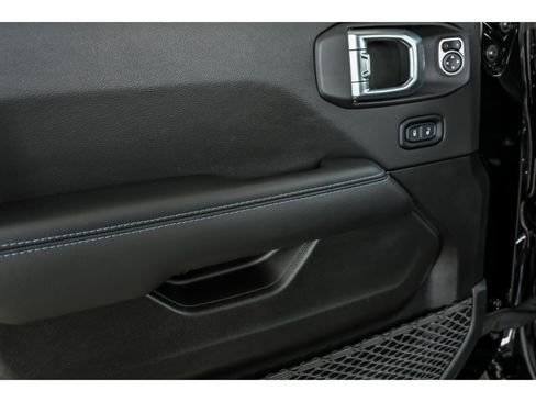 Used 2022 Jeep Wrangler Unlimited Rubicon 4xe w/ Cold Weather Group image 9