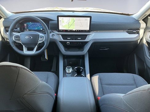 New 2026 Ford Explorer Active image 7