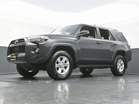 Used 2024 Toyota 4Runner SR5 image 58