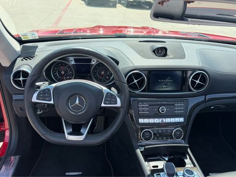 Used 2017 Mercedes-Benz SL 450 image 7