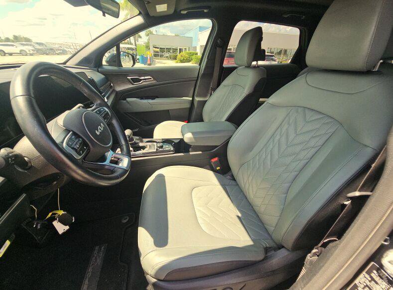 Used 2023 Kia Sportage X-Line w/ X-Line Premium Package AWD/4WD image 9