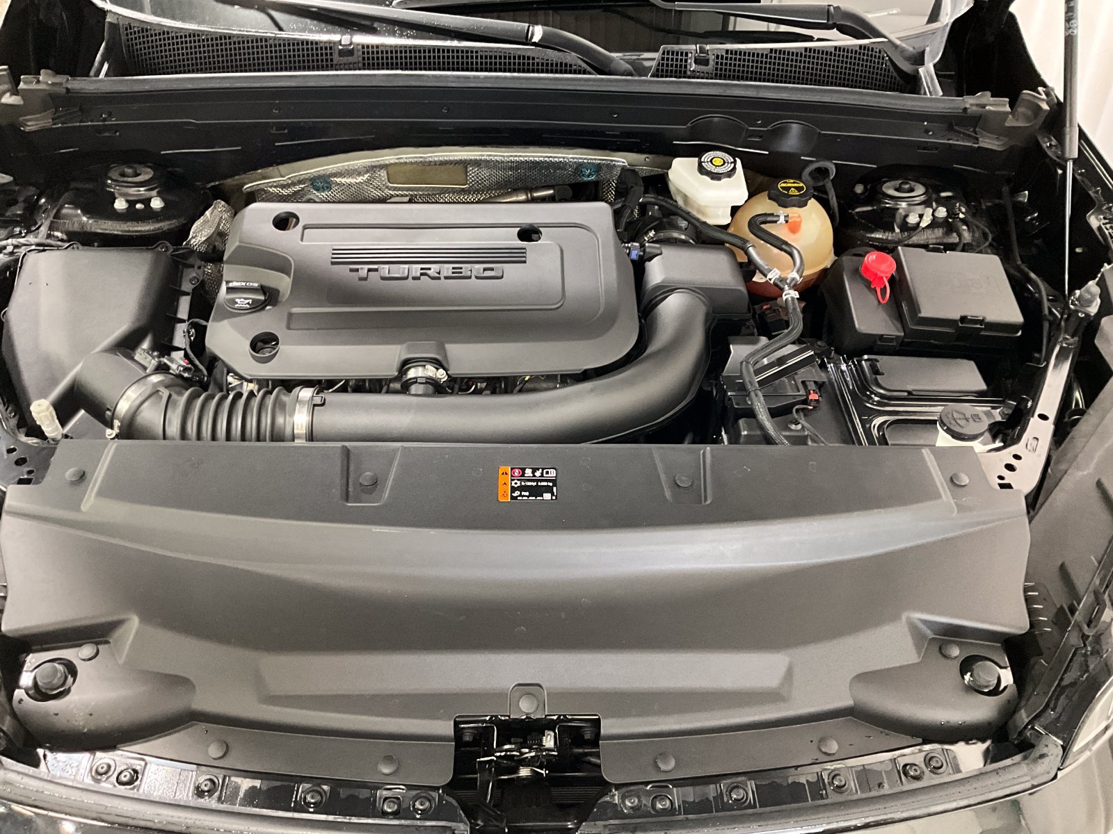 Used 2025 Buick Envision Sport Touring AWD/4WD image 12