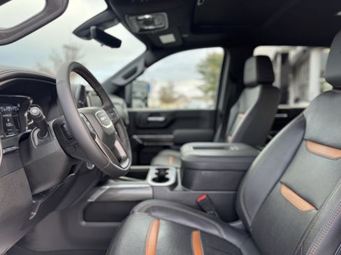 Used 2022 GMC Sierra 2500 AT4 w/ AT4 Premium Plus Package image 15