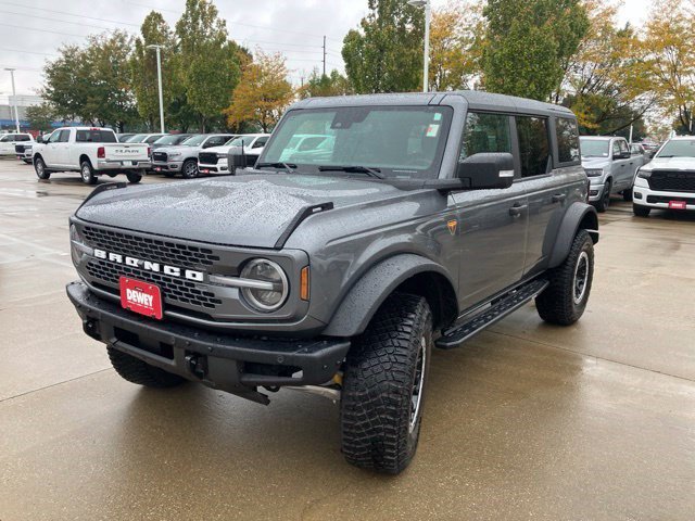 Used 2024 Ford Bronco Badlands AWD/4WD image 3