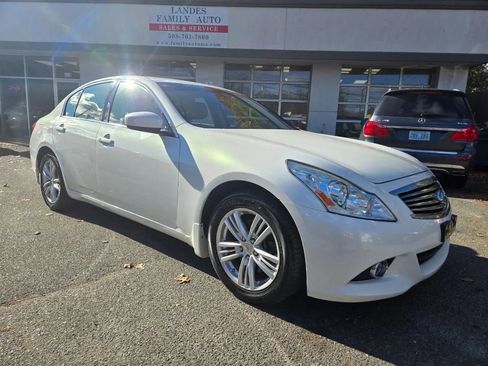 Used 2013 INFINITI G37 x Sedan w/ Premium Pkg image 19