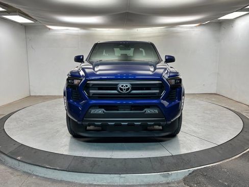 Used 2025 Toyota Tacoma SR5 image 8