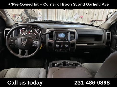 Used 2017 RAM 2500 Tradesman w/ Chrome Appearance Group AWD/4WD image 18