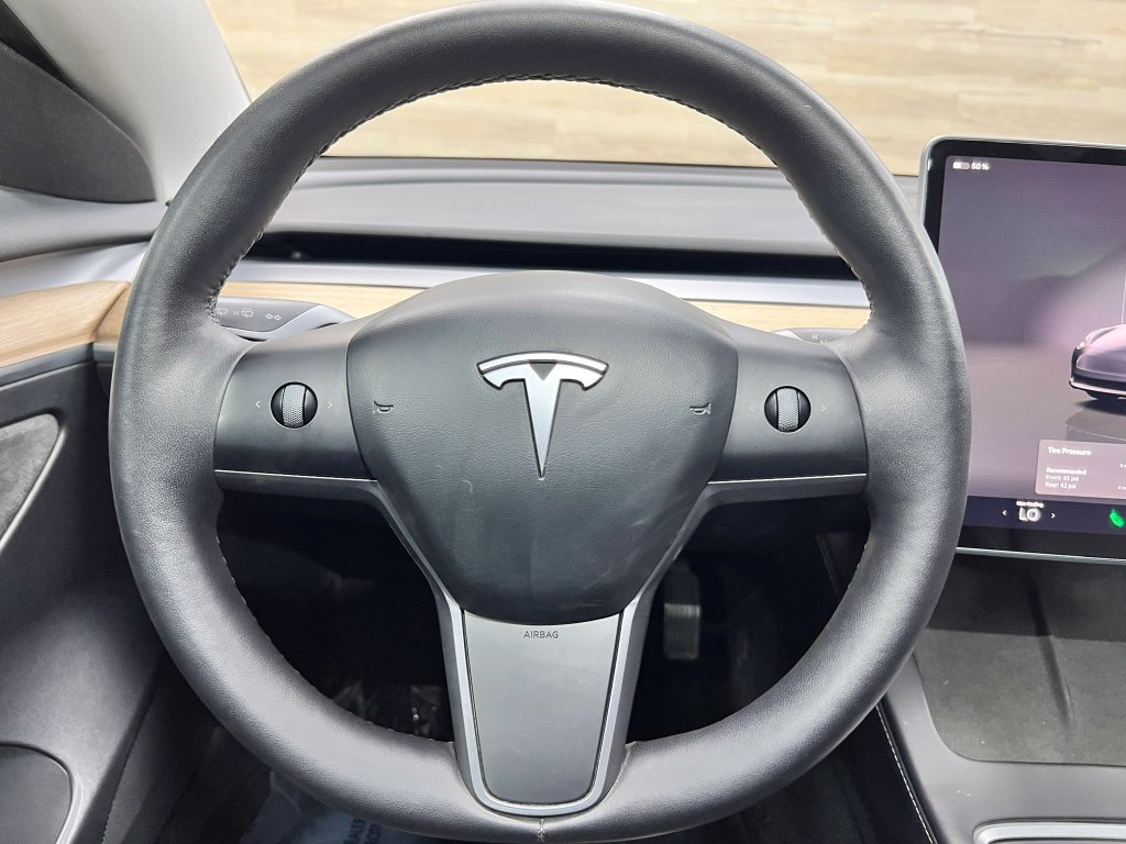 Used 2023 Tesla Model 3 Standard Range RWD image 18