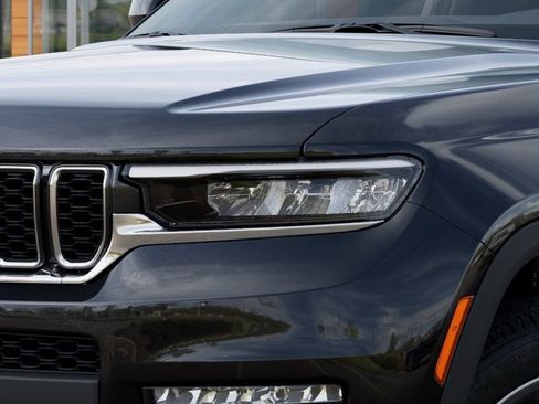 New 2025 Jeep Grand Cherokee L Limited AWD/4WD image 10