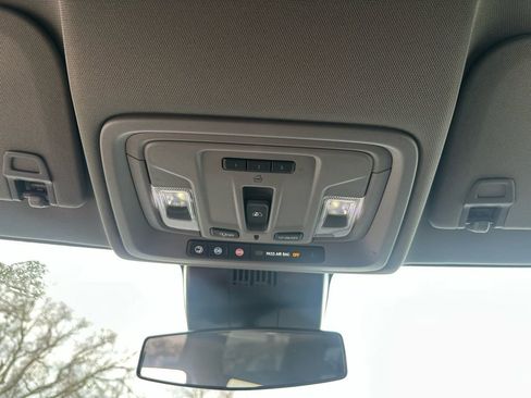 Used 2025 Chevrolet Silverado 1500 LT w/ Z71 Off-Road Package image 21