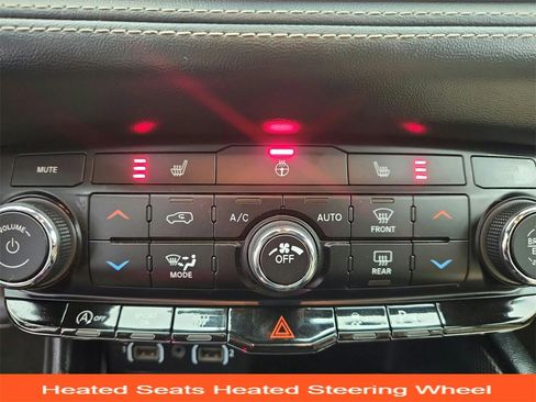 Used 2021 Dodge Durango GT image 17