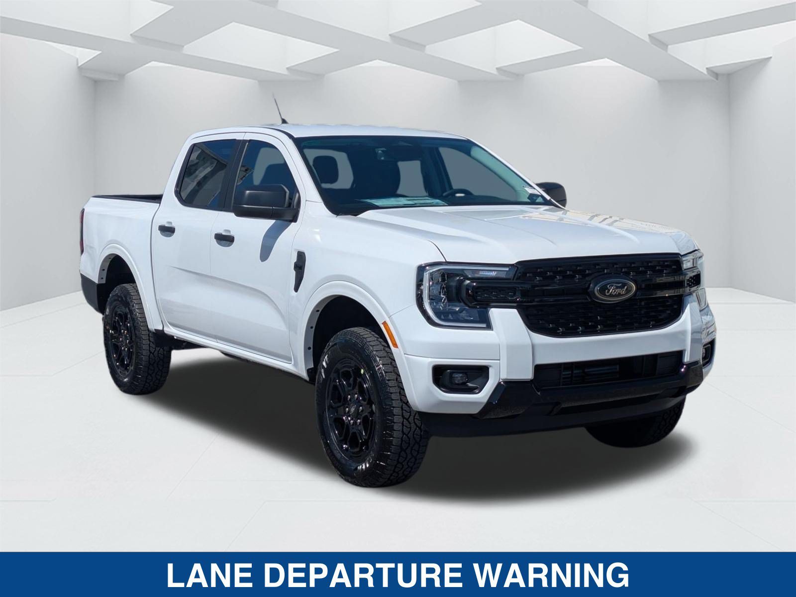 New 2026 Ford Ranger XLT w/ Black Appearance Package RWD image 3