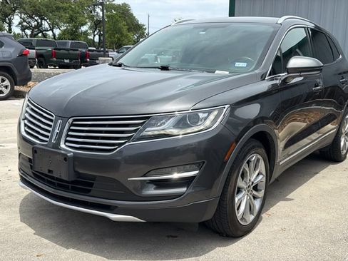 Used 2018 Lincoln MKC Select w/ Select Plus Package FWD image 16