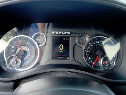 Used 2024 RAM 2500 Big Horn AWD/4WD image 21