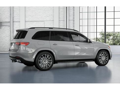 New 2026 Mercedes-Benz GLS 580 4MATIC image 21