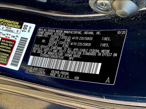 Used 2021 Toyota Sienna XSE image 31