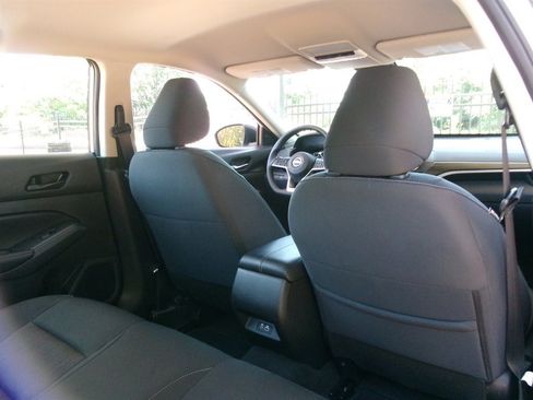 Used 2024 Nissan Altima 2.5 SV FWD image 23