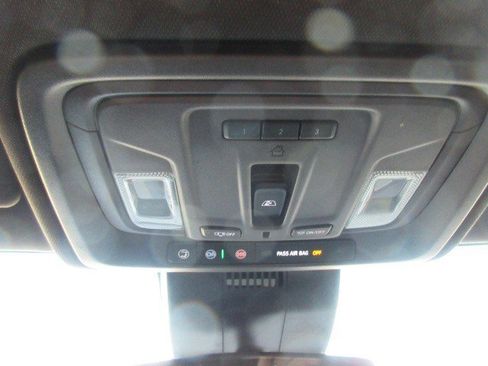 Used 2024 Chevrolet Silverado 2500 LT image 17