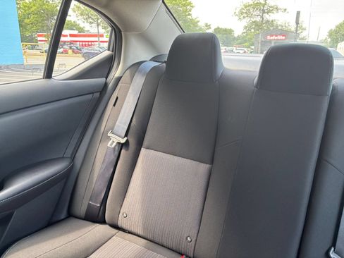 Used 2025 Nissan Sentra SV FWD image 36