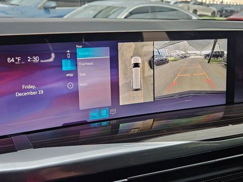 New 2026 Cadillac Escalade ESV Luxury w/ LPO, Floor Liner Package image 20