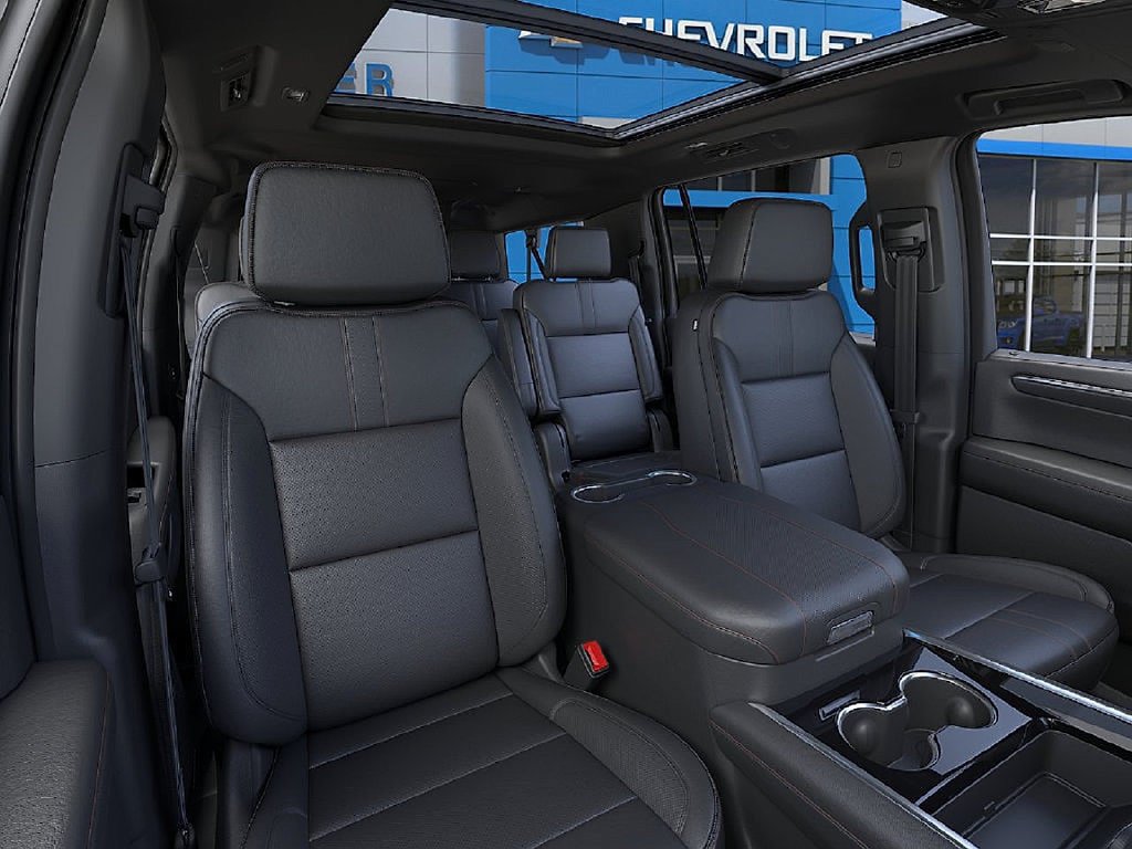New 2027 Chevrolet Suburban RST w/ Comfort Package AWD/4WD image 16