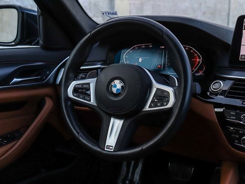 Used 2023 BMW 540i 540i w/ M Sport Package image 18