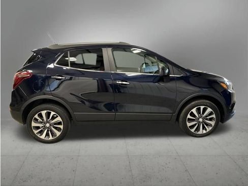 Used 2022 Buick Encore Preferred w/ Safety Package AWD/4WD image 6