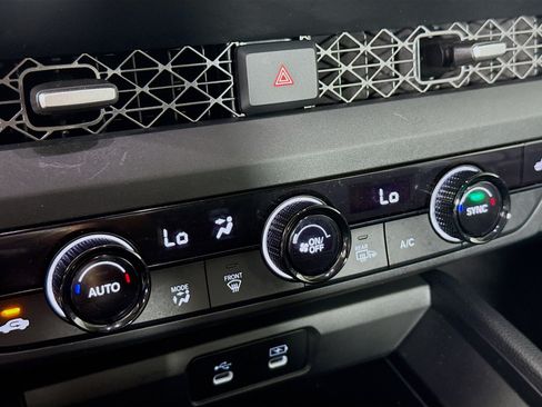 Used 2025 Honda Accord SE image 16
