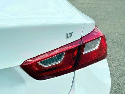 Used 2023 Chevrolet Malibu LT w/ Driver Confidence Package FWD image 10