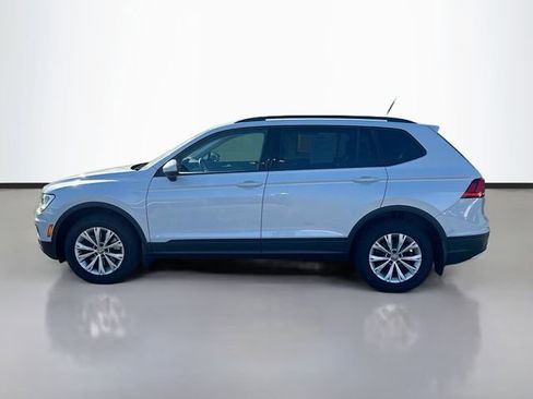 Used 2018 Volkswagen Tiguan S w/ 3rd Row Seat Package AWD/4WD image 9