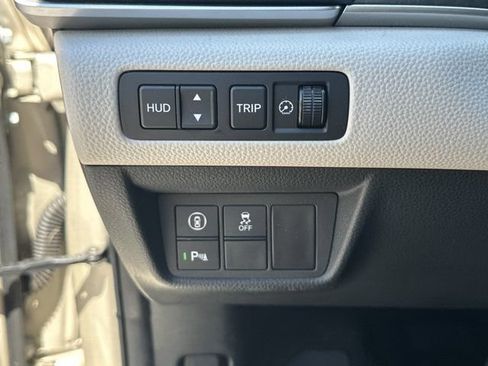 Used 2019 Honda Accord Touring image 26