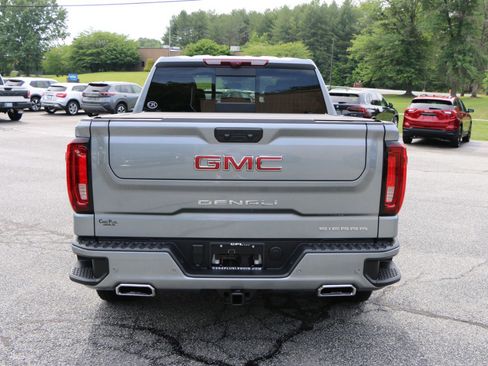 Used 2025 GMC Sierra 1500 Denali w/ Denali Reserve Package AWD/4WD image 4