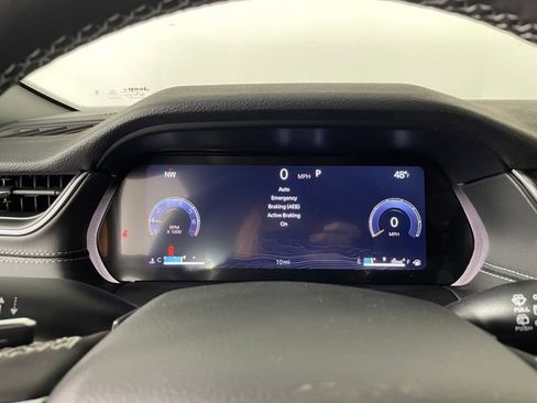 New 2025 Jeep Grand Cherokee L Laredo image 3