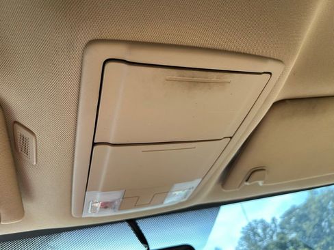 Used 2012 Ford F150 XLT w/ XLT Chrome Pkg image 26