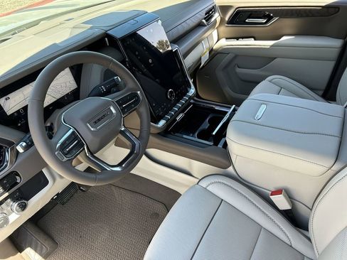 New 2026 GMC Yukon Denali AWD/4WD image 10