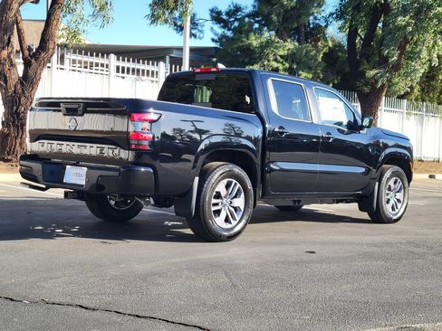New 2026 Nissan Frontier SV w/ Tow Package RWD image 2