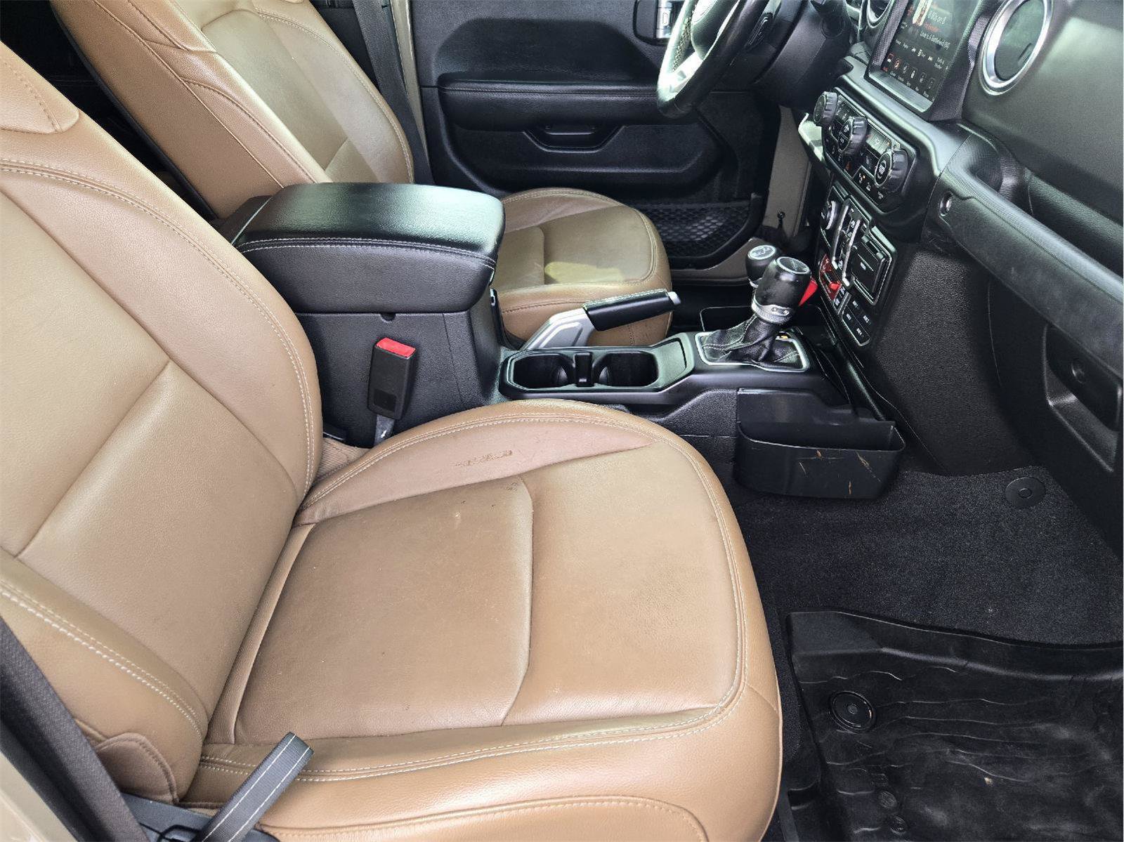 Used 2020 Jeep Gladiator Rubicon AWD/4WD image 13