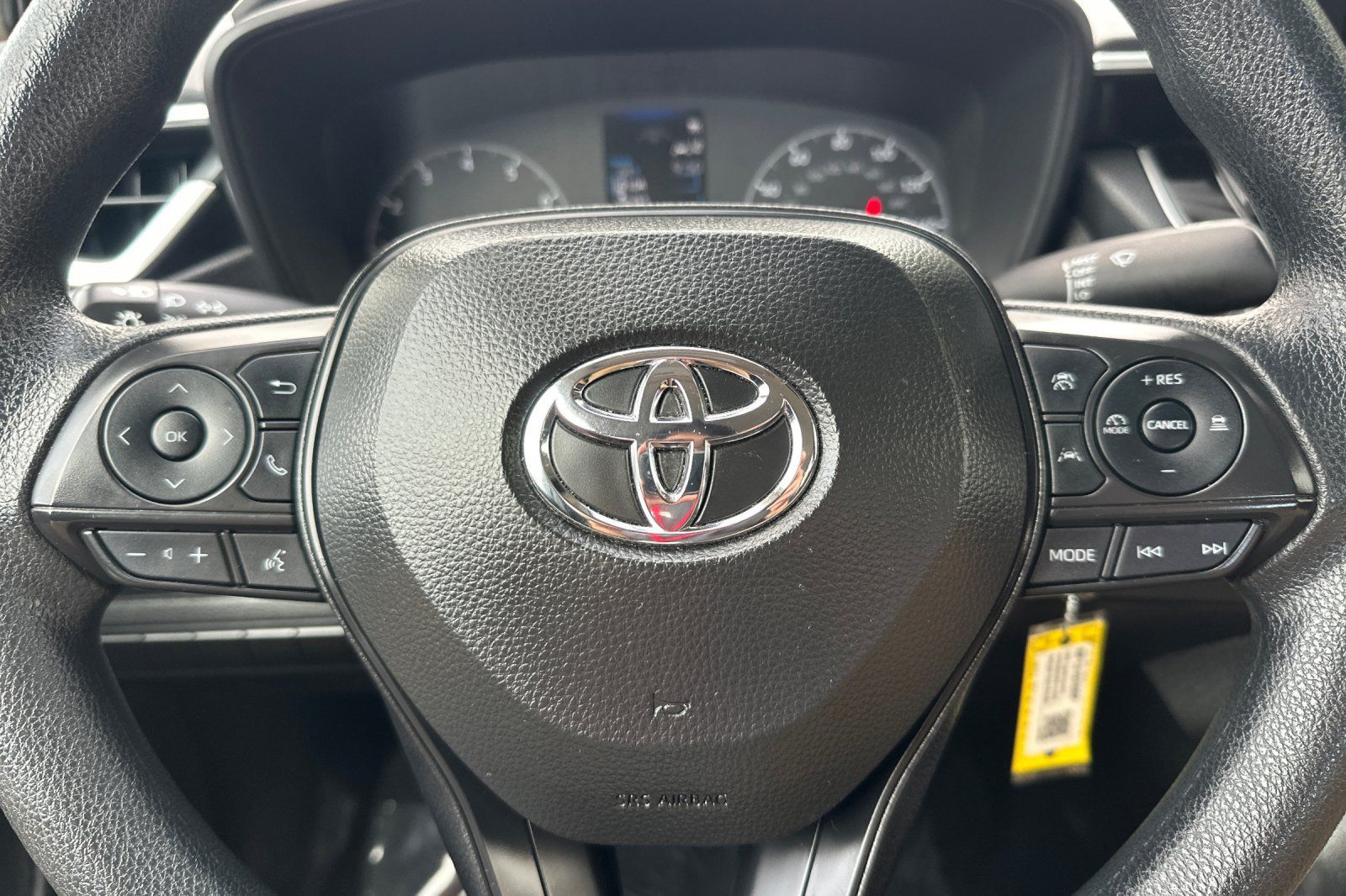Used 2024 Toyota Corolla LE FWD image 33