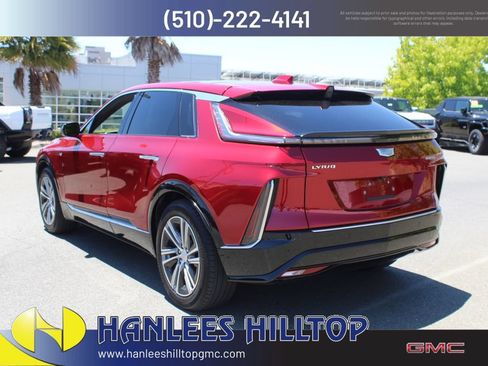 Used 2024 Cadillac Lyriq Luxury AWD/4WD image 9