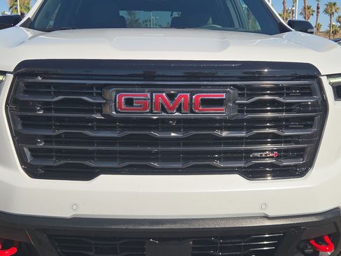 Certified 2026 GMC Acadia AT4 w/ Super Cruise Package AWD/4WD image 9