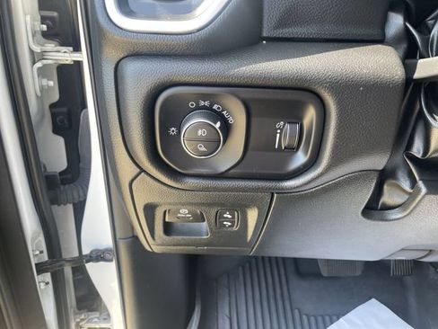 Used 2023 RAM 1500 Big Horn AWD/4WD image 21