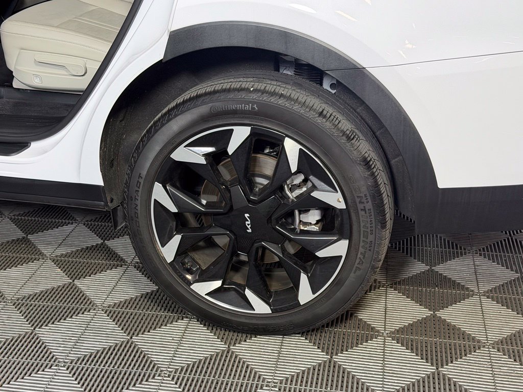 Used 2025 Kia Sorento EX AWD/4WD image 12