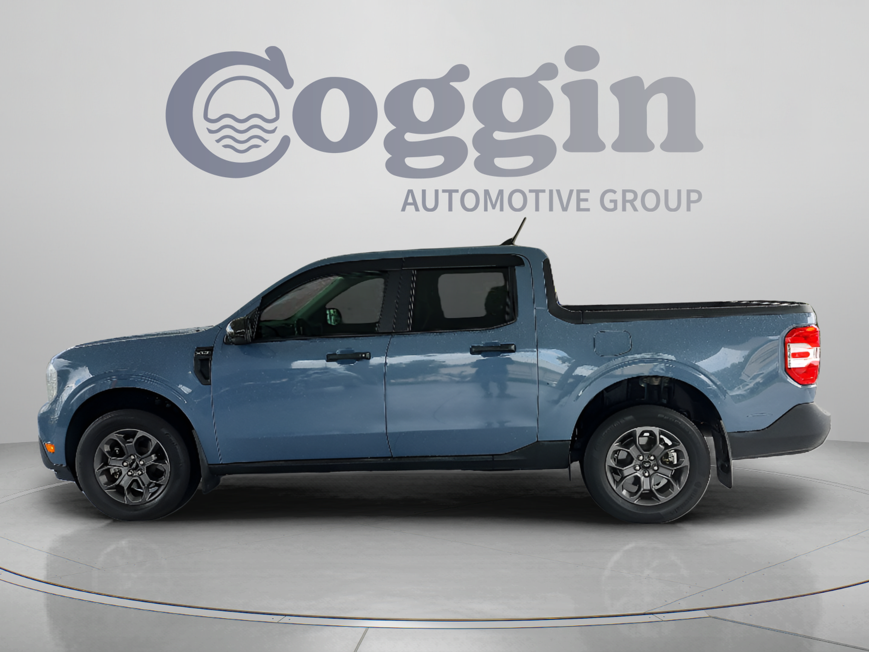 Used 2024 Ford Maverick XLT w/ XLT Luxury Package FWD image 2
